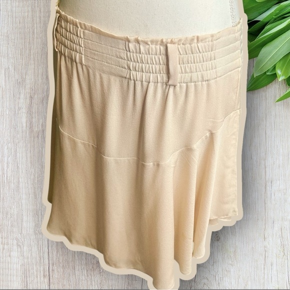 A.L.C. 100% Silk Cream / Pale Blush Ruffled Mini Skirt Size 0 - NO BELT - Picture 3 of 15